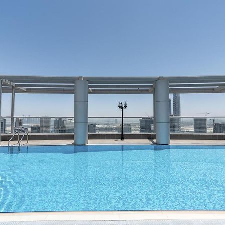 Spacious 2 Beds 5 Min Walk From Dubai Mall With Brand New Gym And Rooftop Swimming Pool Apartment Bagian luar foto